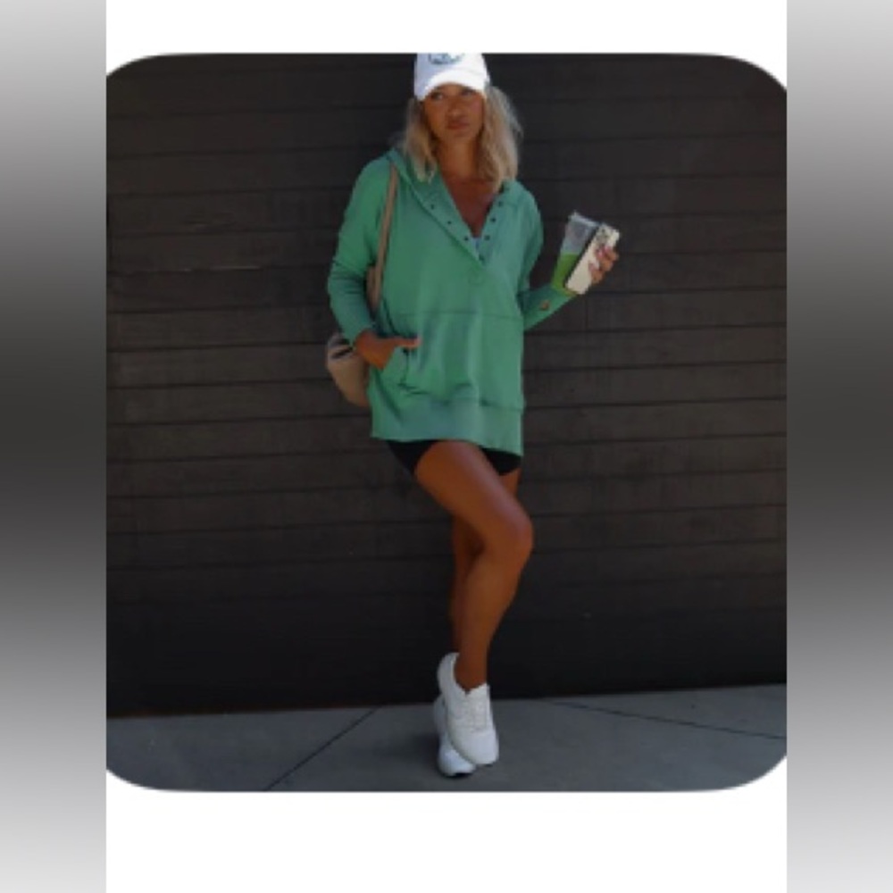 VICI Mindful Cotton Pocketed Henley Hoodie